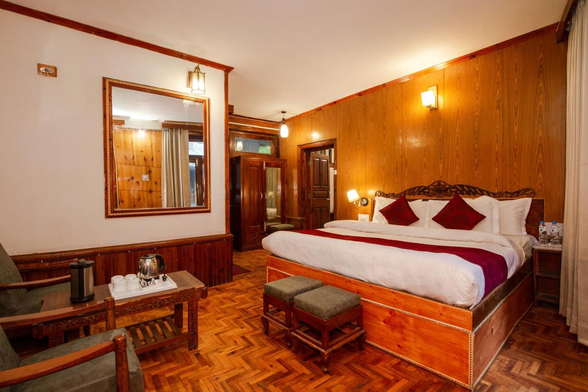 Holiday Home International -Vivaan Stays Manali  Exterior photo