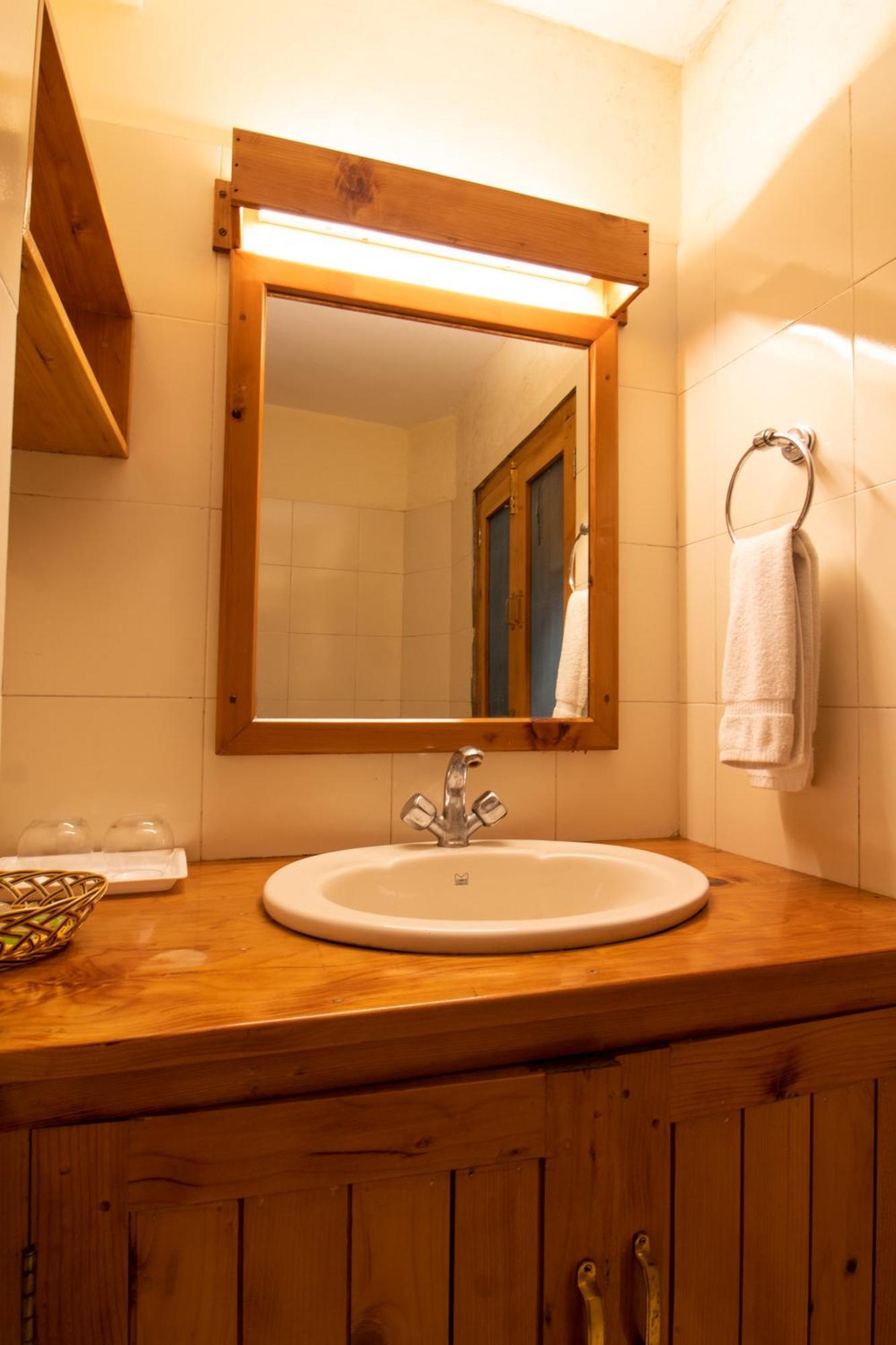 Holiday Home International -Vivaan Stays Manali  Exterior photo